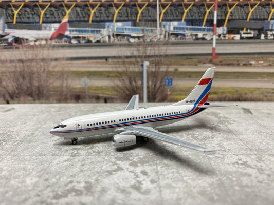 1/400 China Air Force B 737-700 Panda Models 202102 - Midwest Model Store